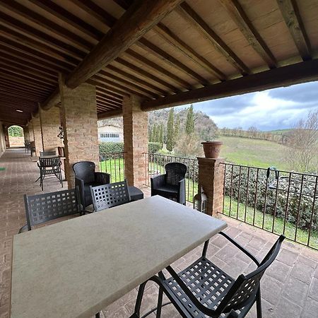 Agriturismo S. Eurosia Монтальчино Экстерьер фото