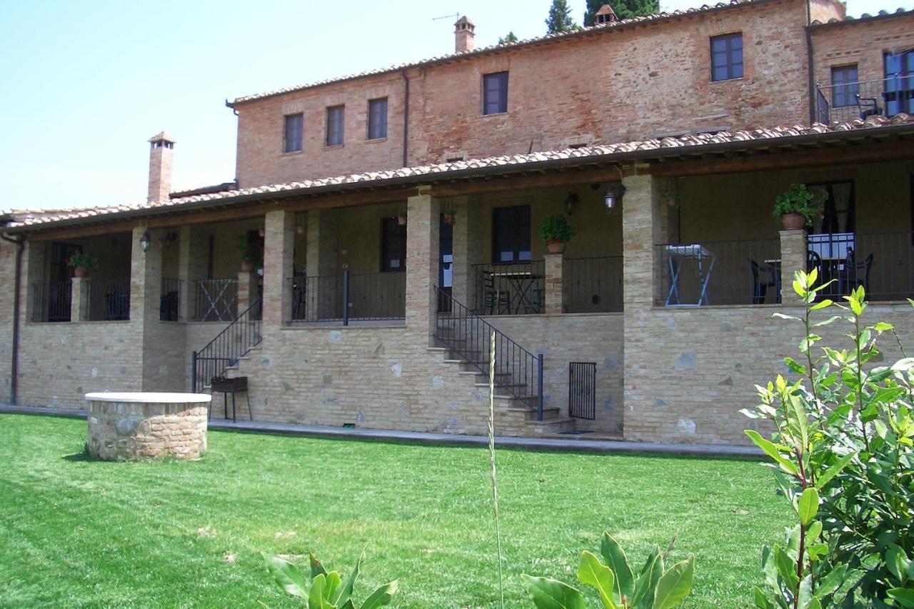 Agriturismo S. Eurosia Монтальчино Экстерьер фото