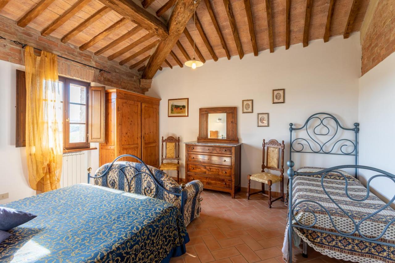 Agriturismo S. Eurosia Монтальчино Экстерьер фото
