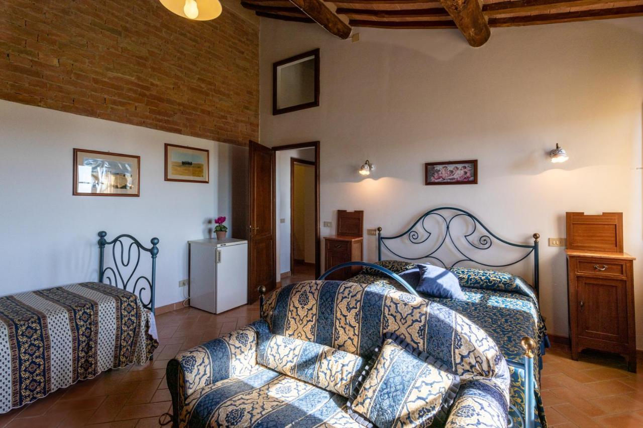 Agriturismo S. Eurosia Монтальчино Экстерьер фото